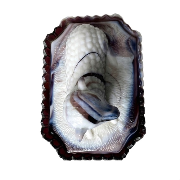 Westmoreland Purple Slag Glass Lamb Covered Dish - Picture 7 of 15